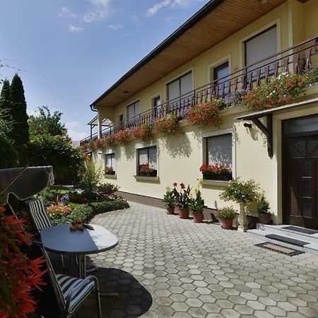 Blumenhof Wegleitner Otel Illmitz Dış mekan fotoğraf