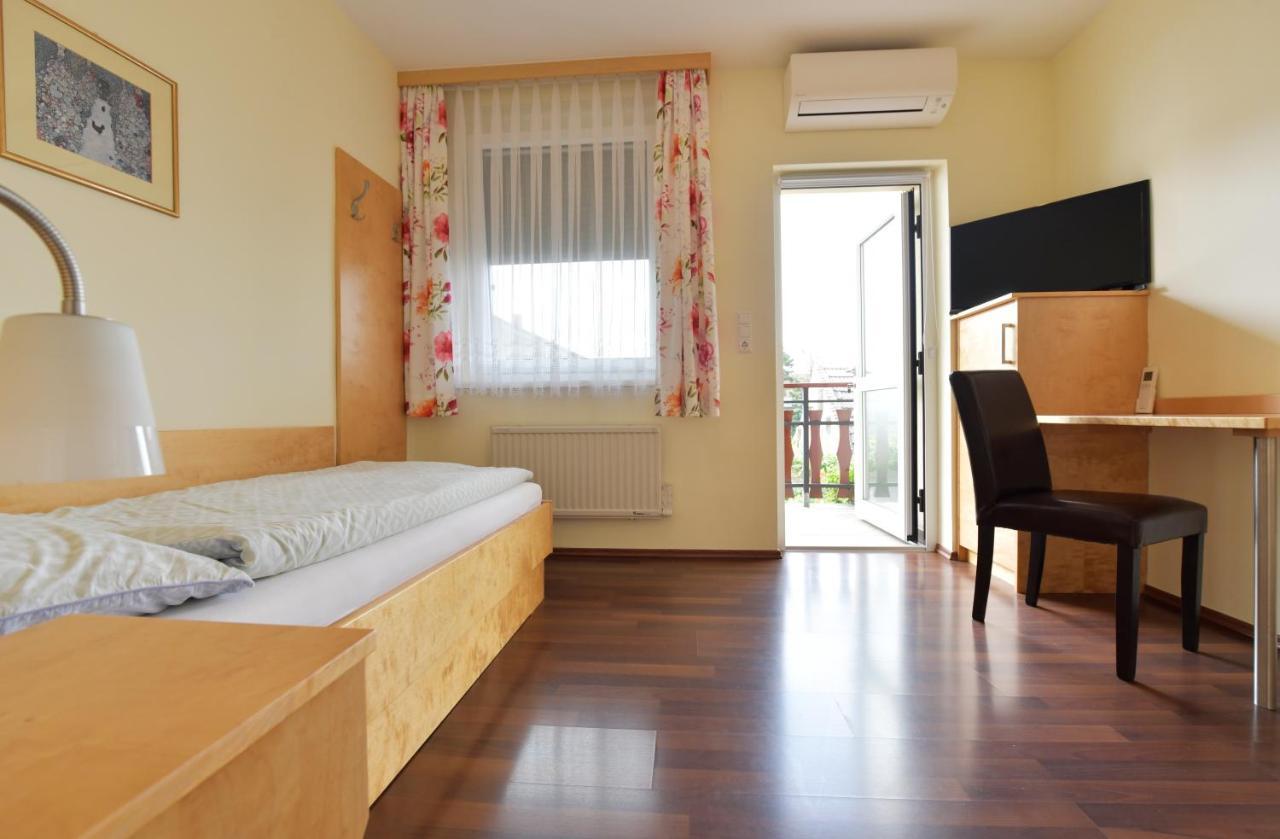 Blumenhof Wegleitner Otel Illmitz Dış mekan fotoğraf