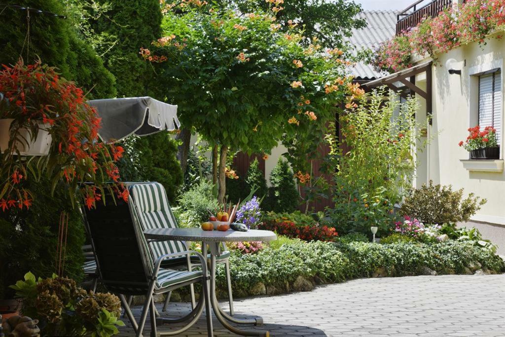 Blumenhof Wegleitner Otel Illmitz Dış mekan fotoğraf